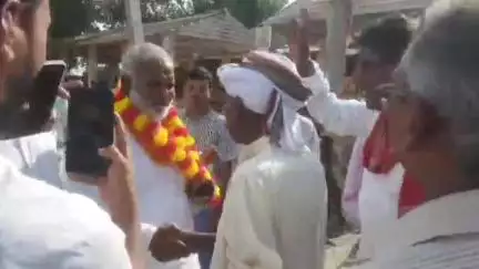 सिवान: भाकपा माले द्वारा सिवान के विभिन्न प्रखंडों में 'बदलो सरकार, बदलो बिहार' यात्रा निकाली गई