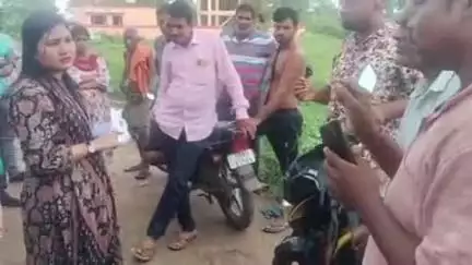 କେନ୍ଦୁଝର ସହର: ତାଳଗାଁରେ ପୋଖରୀ ଖନନ କାର୍ଯ୍ୟରେ ଦୁର୍ନୀତି ଅଭିଯୋଗରେ ବିଡ଼ିଓଙ୍କ ତଦନ୍ତ