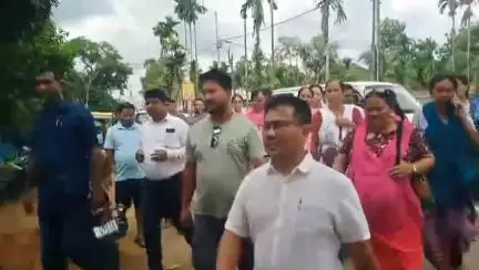 জামপুইজলা: জম্পুইজলায় ত্রিপুরা গ্রামীণ ব্যাঙ্কে বিধায়কের স্ত্রীর 70 লাখ টাকা জমা করার অভিযোগ, ব্যাঙ্কে গেল তিপ্রামথার প্রতিনিধি দল