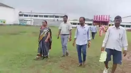 पाकुड़िया: प्लस टू हाईस्कूल पाकुड़िया में प्रखंड स्तरीय लिटिल चैम्प व सुब्रतो कप फुटबॉल प्रतियोगिता संपन्न
