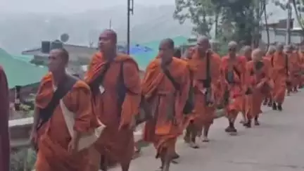 धर्मशाला: थाईलैंड से मैक्लोडगंज पहुंचे बौद्ध अनुयायी, तिब्बती धर्मगुरु दलाई लामा से करेंगे मुलाकात