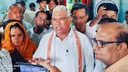 करौली: गृह राज्यमंत्री जवाहर सिंह बेढ़म के टोडाभीम आगमन पर भाजपा कार्यकर्ताओं ने किया स्वागत, जनसमस्याओं पर हुई चर्चा