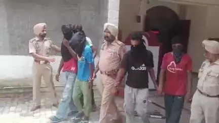 ਜੈਤੋ: ਰੇਲਵੇ ਅੰਡਰ ਬ੍ਰਿਜ ਦੇ ਨੇੜਿਓਂ ਲੁੱਟ ਖੋਹ ਦੀ ਪਲੈਨਿੰਗ ਕਰ ਰਹੇ ਇੱਕ ਗੈਂਗ ਦੇ ਪੰਜ ਮੈਂਬਰ ਗ੍ਰਿਫਤਾਰ, ਤੇਜ਼ਧਾਰ ਹਥਿਆਰ ਬਰਾਮਦ ਤੇ ਮੁਕੱਦਮਾ ਦਰਜ