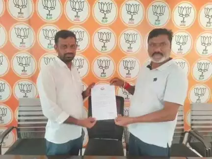 పెద్దపల్లి: సుల్తానాబాద్ మండల బీజేపీ అధ్యక్షులుగా కందుల శ్రీనివాస్ ఎన్నిక