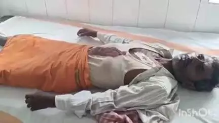 भभुआ: केवा चौराहा पर दामाद ने ससुर के साथ मारपीट करते हुए चाकू से किया घायल