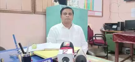 କୋରାପୁଟ ସହର: ଦଶମନ୍ତପୁର ଉଚ୍ଚ ମାଧ୍ୟମିକ ବିଦ୍ୟାଳୟରେ ଶାଗୁଆନ ଗଛ କଟା ଘଟଣାକୁ ନେଇ ପ୍ରତିକ୍ରିୟା ରଖିଲେ ପ୍ରଧାନଶିକ୍ଷକ ଆଲୋକ ରଞ୍ଜନ ମହାରଣା l