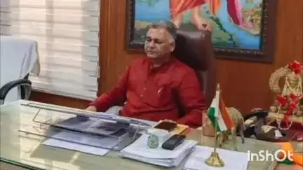सिवनी मालवा: विधायक प्रेम शंकर वर्मा ने उच्च शिक्षा मंत्री इंदर सिंह परमार से मिलकर विकास कार्यों पर की चर्चा