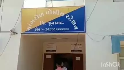 માંગરોળ: માંગરોળના લંબોરા ગામેથી જુગાર રમતા પાંચ ઇસમો સહીત મુદા માલ રકમ ૩૬૦૮૦ સાથે પકડી પાડતી પોલીસ