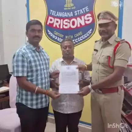 తొలిసారి నకిలీ విత్తనాలు పురుగుమందులు విక్రయించిన వ్యక్తిపై మీడియా నమోదు చేసిన మట్టేవాడ పోలీసులు