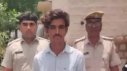 सेड़वा: बिढाणियो की ढाणी स्कूल से कंप्यूटर चोरी के मामले में 3 माह से फरार आरोपी को पुलिस ने किया गिरफ्तार