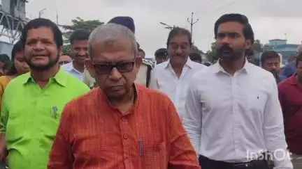 বরজোড়া: বড়জোড়া এলাকার দুর্গাপুর ব্যারেজ এলাকা পরিদর্শনে এলেন রাজ্যের সেচ মন্ত্রী মানস  ভূঁইয়া