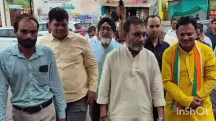 नवागढ़ में विधानसभा स्तरीय संविधान बचाओ रैली कार्यक्रम में प्रदेश के पूर्व कैबिनेट मंत्री गुरु रुद्र कुमार हुए शामिल