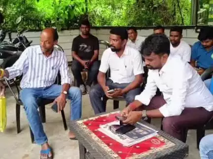 पोटका: पोटका विधायक संजीव सरदार ने जनता दरबार में सुनीं जनता की समस्याएं