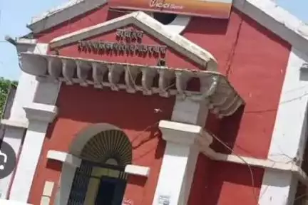 गाडरवारा: नगर पालिका अध्यक्ष शिवाकांत मिश्रा ने जल निकासी व्यवस्था को लेकर दिए निर्देश