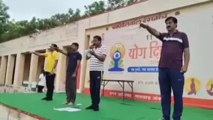 मारवाड़ जंक्शन: मारवाड़ जंक्शन के राजकीय सीनियर उच्च माध्यमिक विद्यालय पर ब्लॉक स्तरीय योग दिवस कार्यक्रम का आयोजन हुआ