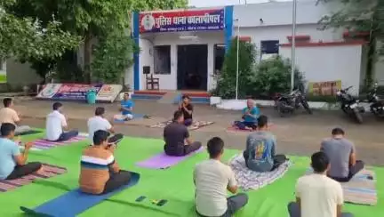 कालापीपल: अंतर्राष्ट्रीय योग दिवस पर कालापीपल पुलिस थाने में योग कार्यक्रम आयोजित