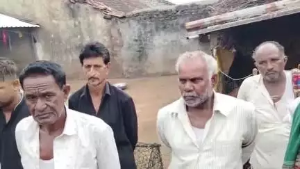 તળાજા: ખંઢેરા ગામે સિંહે હુમલો કરતા માલધારીને ઇજાઓ પહોંચી,લોકોમાં ફફડાટ