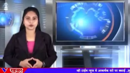 हुक्का पानी बंद करने की चेतावनी के बाद कुदरा गांव में आठ जनजाति परिवारों को पूजा पाठ कराकर अपने धर्म में घर वापसी कराया
