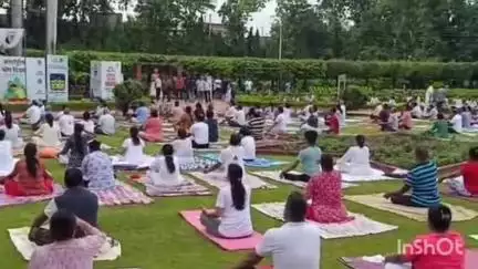 गोरखपुर: आरोग्य मंदिर में चल रहे 30 दिवसीय निशुल्क योग शिविर का आज अंतर्राष्ट्रीय योग दिवस पर हुआ समापन