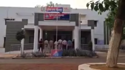 सिहोरा: ग्राम पंचायत गोसलपुर में पाइप लाइन बिछाए बिना ₹1 करोड़ 523000 निकाले, मामला दर्ज, ₹5000 का इनाम घोषित