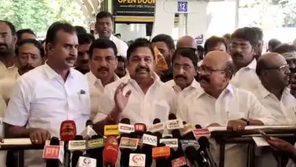 கோவை தெற்கு: தெய்வங்களை வழிபடுவது ஜனநாயகத்தின் உரிமை விமான நிலையத்தில் எடப்பாடி பழனிச்சாமி பேட்டி