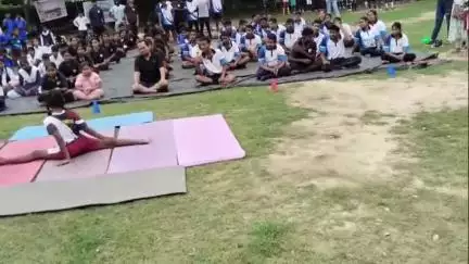 মেমারি ১: আন্তর্জাতিক যোগ দিবস পালন মেমারির বাগিলা মাঠে