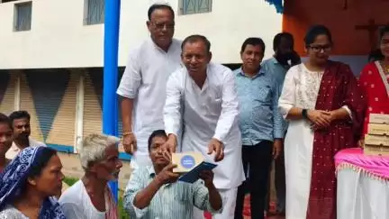রামনগর ১: রামনগরে জগন্নাথ মন্দিরের প্রসাদ বিতরণী অনুষ্ঠানে উপস্থিত বিধায়ক অখিল গিরি
