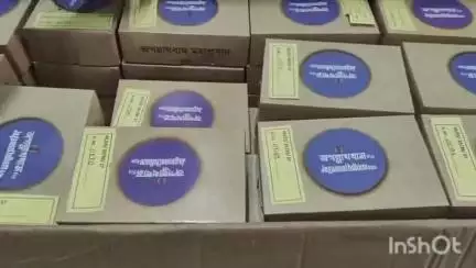 চুঁচুড়া-মগরা: চুঁচুড়ায় শুরু হলো জগন্নাথ দেবের প্রসাদ দেওয়ার কাজ উপস্থিত ছিলেন বিধায়ক