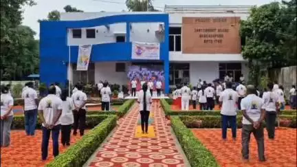ব্যারাকপুর ২: আন্তর্জাতিক যোগ দিবস আয়োজিত হল ক্যান্টনমেন্ট বোর্ডের পক্ষ থেকে