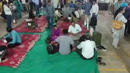 નાંદોદ: રાજપીપળા APH શાળા ખાતેથી ગ્રામ પંચાયત ની ચૂંટણી માટે કામગીરી સોંપવામાં આવી.