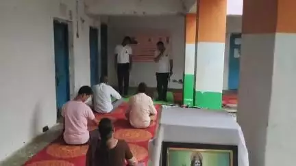 कोटड़ी: कोटडी में अंतरराष्ट्रीय योग दिवस मनाया गया, बारिश ने खलल डाला, अधिकारियों और जनप्रतिनिधियों ने किया योगाभ्यास