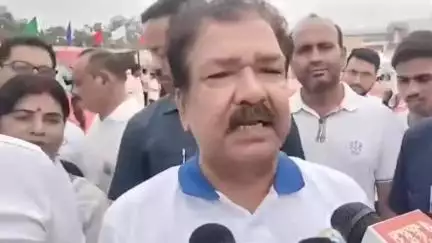 पटना ग्रामीण: पटना: बिहार भाजपा अध्यक्ष दिलीप जायसवाल ने तेजस्वी यादव को बताया जाहिल, विवादित बयान पर दी प्रतिक्रिया