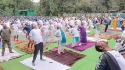 मानपुर: अंतर्राष्ट्रीय योग दिवस पर जैव विविधता केंद्र, ताला बांधवगढ़ में योग कार्यक्रम का आयोजन