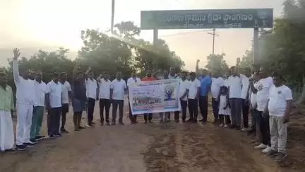 ధర్మారం: ధర్మారంలో వాకర్స్ అసోసియేషన్ ఆధ్వర్యంలో అంతర్జాతీయ యోగా దినోత్సవం వేడుకలు