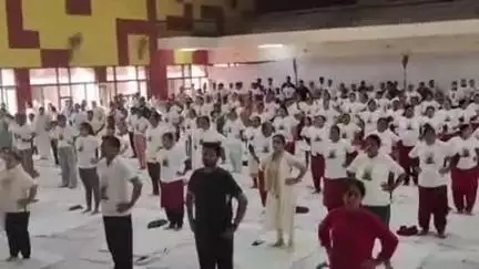 बरवाला: कालका विधायक ने अंतर्राष्ट्रीय योग दिवस पर सरकारी कॉलेज, कालका में 'योग मिटाए रोग' का संदेश दिया