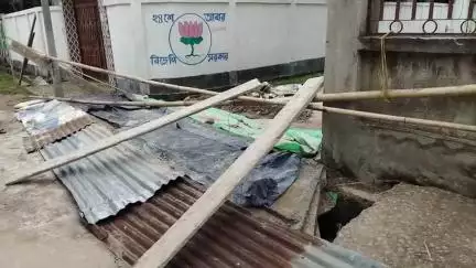 খোয়াই: জন সমস্যার সংবাদ পরিবেশন এরপর নজরুল ইসলাম সরণীতে উন্নত মানের কালভার্ট তৈরি করছে দপ্তর #jansamasya