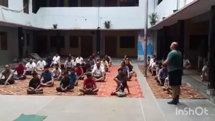 नजीबाबाद: नजीबाबाद में अंतर्राष्ट्रीय योग दिवस पर आयोजित हुए विभिन्न कार्यक्रम