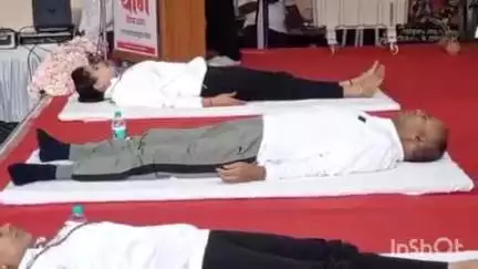 धमतरी: धमतरी के हरदिहा साहू समाज भवन में आयोजित हुआ जिला स्तरीय योग कार्यक्रम