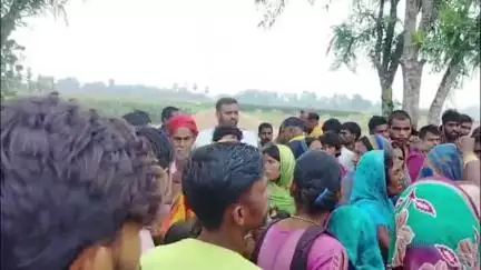 जंदाहा: खोपी चौक के पास संदिग्ध हालत में 10 वर्षीय बच्चे का शव मिला, हत्या की आशंका