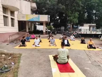 अंतर्राष्ट्रीय योग दिवस-2025 के अवसर पर कोढ़ा थाना परिसर में आयोजित किया गया योग कार्यक्रम :-