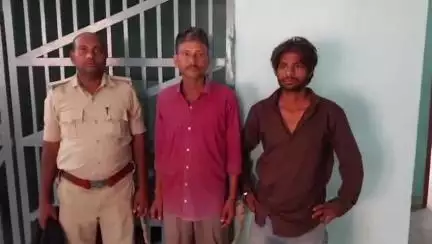 पुपरी: बिरौली चौक के पास पुपरी थाना पुलिस ने नशापान कर हंगामा कर रहे दो लोगों को किया गिरफ्तार