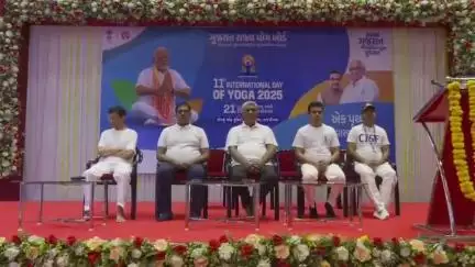 ગરૂડેશ્વર: એકતાનગર SOU ખાતે 11 આંતરરાષ્ટ્રીય યોગ દિવસની ભવ્ય ઉજવણી.
