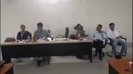 बिहार: सदर अस्पताल के सभागार में स्वास्थ्य समीक्षा बैठक संपन्न, खराब प्रदर्शन वाले स्वास्थ्य केंद्रों को अल्टीमेटम दिया गया
