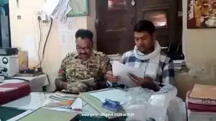 इंदरगढ़: सेवड़ा रोड पर अनु पेट्रोल पंप के पास अवैध गांजा बेचता युवक 400 ग्राम गांजे के साथ गिरफ्तार, मामला दर्ज