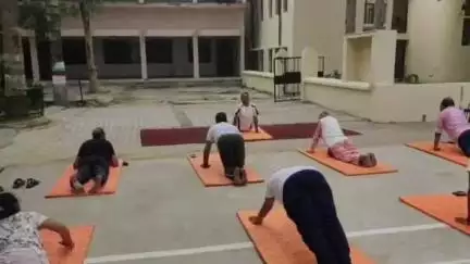 पट्टी: पट्टी तहसील क्षेत्र के सरकारी और गैर सरकारी संस्थाओं में मनाया गया योग दिवस