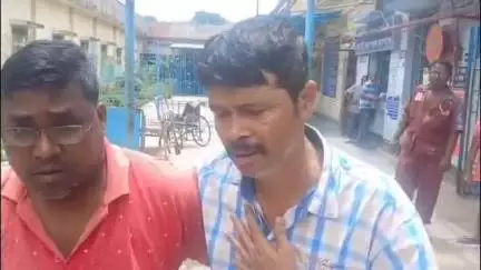 ব্যারাকপুর ২: পানিহাটিতে আক্রান্ত বিজেপি নেতা অভিযোগ বিজেপি নেতার অনুগামীদের বিরুদ্ধে