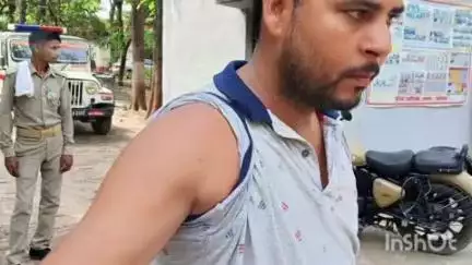 कायमगंज: नाली निर्माण को लेकर गांव कुबेरपुर जुन्नारदार ग्राम प्रधान ने गांव के ही व्यक्ति पर मारपीट व फायरिंग करने का लगाया आरोप