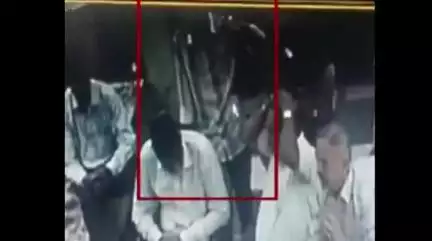 इंदौर: राजा हत्याकांड: राजा के लिए कफन लेकर आया था राज, इंदौर में छिपी सोनम को अंतिम संस्कार तक देता रहा अपडेट