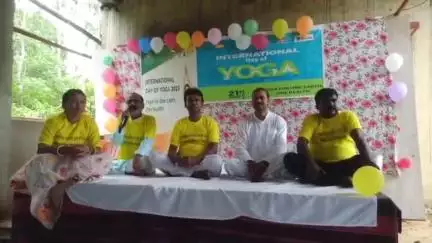 হবিবপুর: মাছলিকান্দরে শ্রীশ্রী জ্ঞান মন্দিরের পক্ষ থেকে আন্তর্জাতিক যোগ দিবস পালন করলেন, উপস্থিত সাংসদ,বিধায়ক