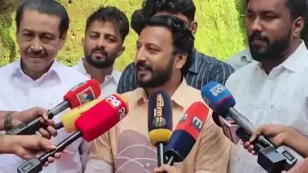 തൊടുപുഴ: ഭാരതാംബ വിവാദം സി.പി.എമ്മിന്റെ തട്ടിപ്പെന്ന് രാഹുൽ മാങ്കൂട്ടത്തിൽ എം.എൽ.എ തൊടുപുഴയിൽ പറഞ്ഞു